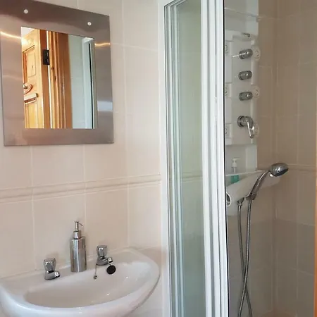 Apartamento Hillcrest House Self Catering